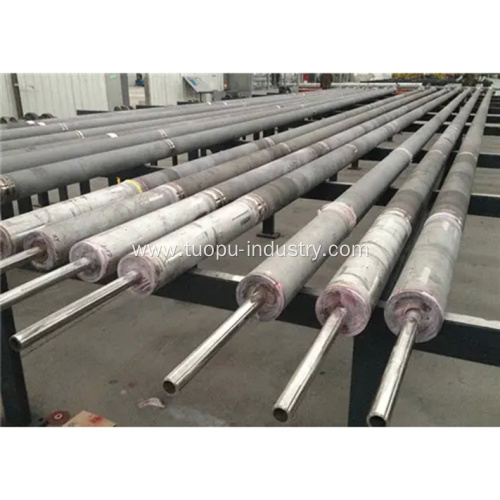 Water cooling roll for plate heating furnace